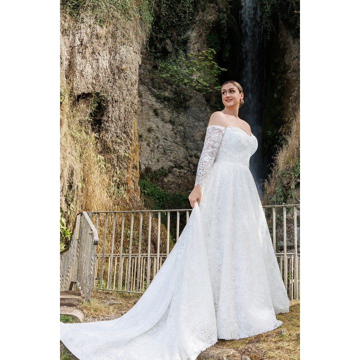 IF 105 Lunaria Gown